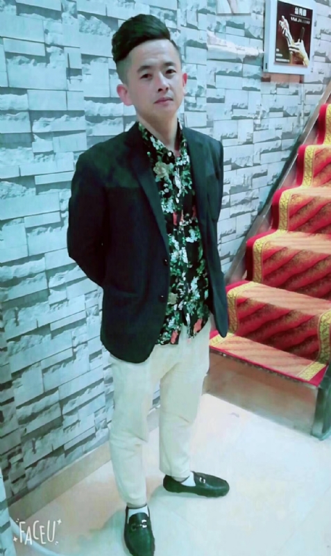 男人三十而立的第一张照片--福清相亲服务中心
