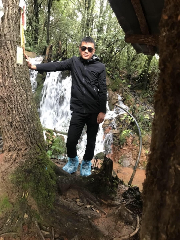譕忄的第一张照片--福清相亲服务中心