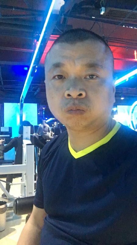 奋斗的第一张照片--福清相亲服务中心