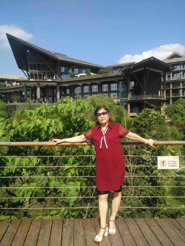 王老师的第一张照片--福清相亲服务中心