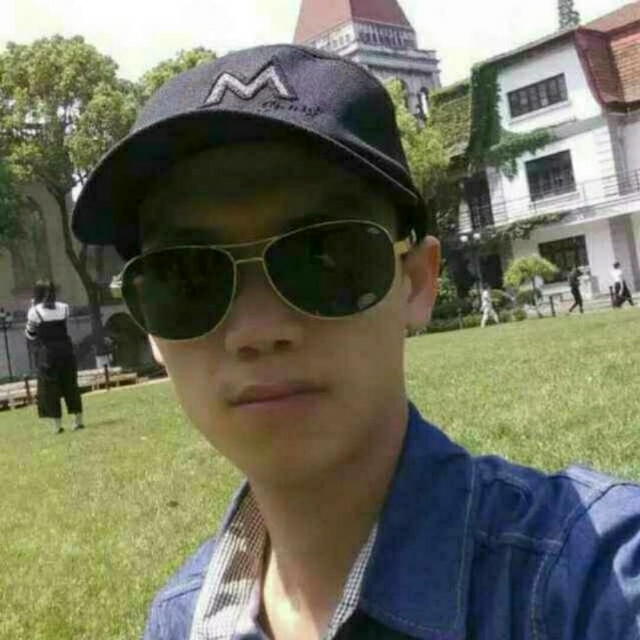 龙小华的第一张照片--福清相亲服务中心