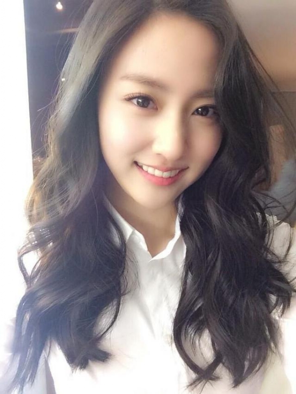 等爱的易微的第一张照片--福清相亲服务中心