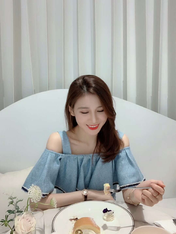 Emily的第三张照片--福清相亲服务中心