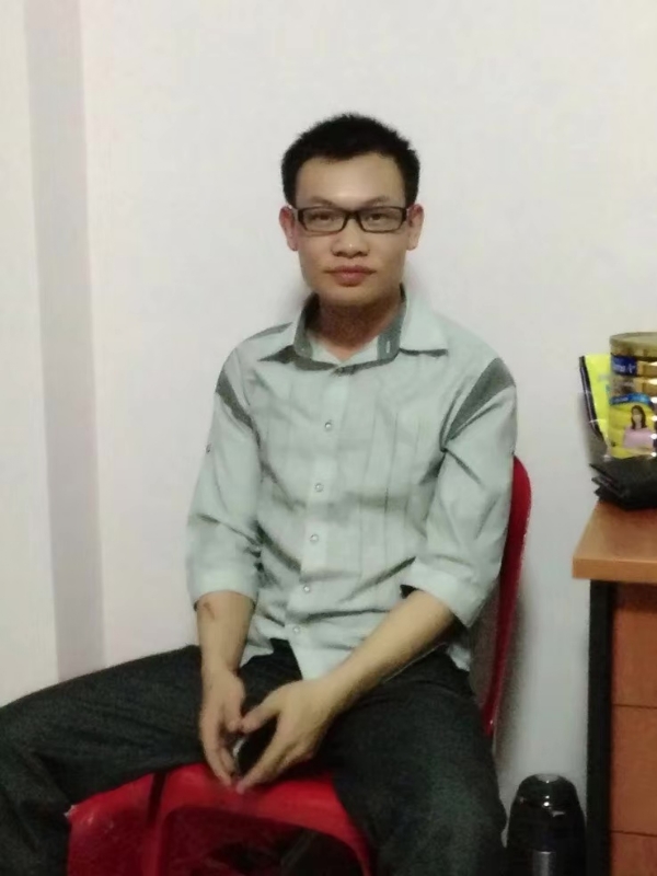 坚强不屈的第一张照片--福清相亲服务中心