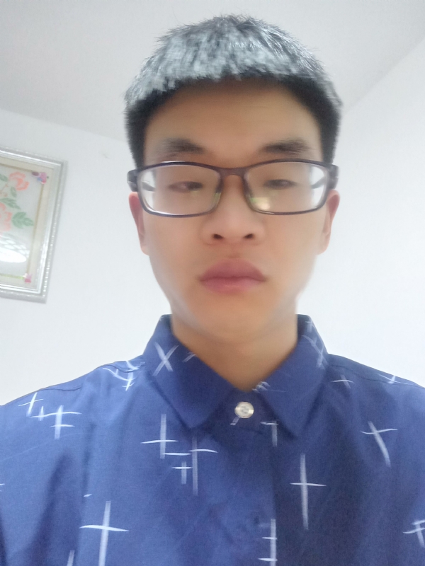 搬砖小伙的第一张照片--福清相亲服务中心