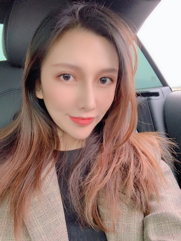 李岚Lancy的第一张照片--福清相亲服务中心