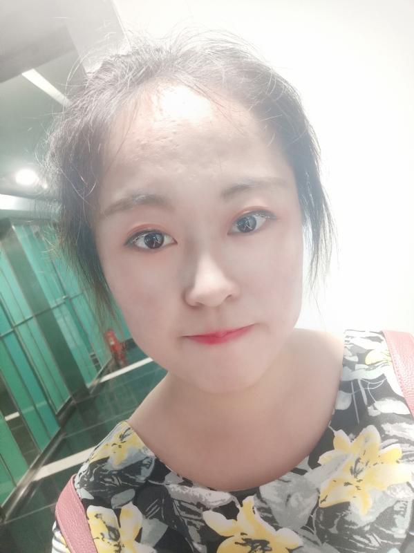 小花伞的第一张照片--福清相亲服务中心