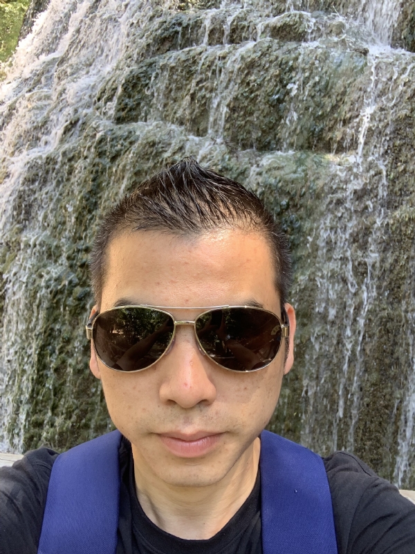 高兴的第二张照片--福清相亲服务中心