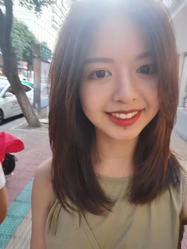 无处安放的大长腿的第一张照片--福清相亲服务中心