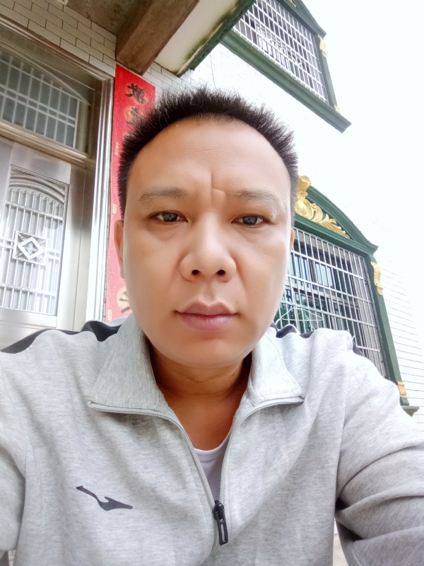 随缘的第一张照片--福清相亲服务中心