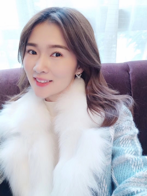 邓媛的第一张照片--福清相亲服务中心