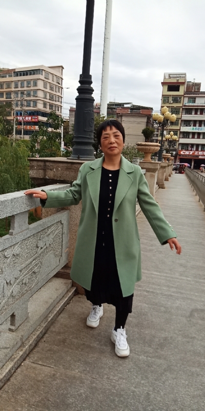 小玲的第一张照片--福清相亲服务中心