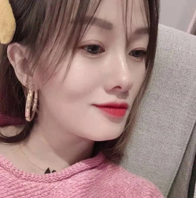 微醺的笑容的第一张照片--福清相亲服务中心