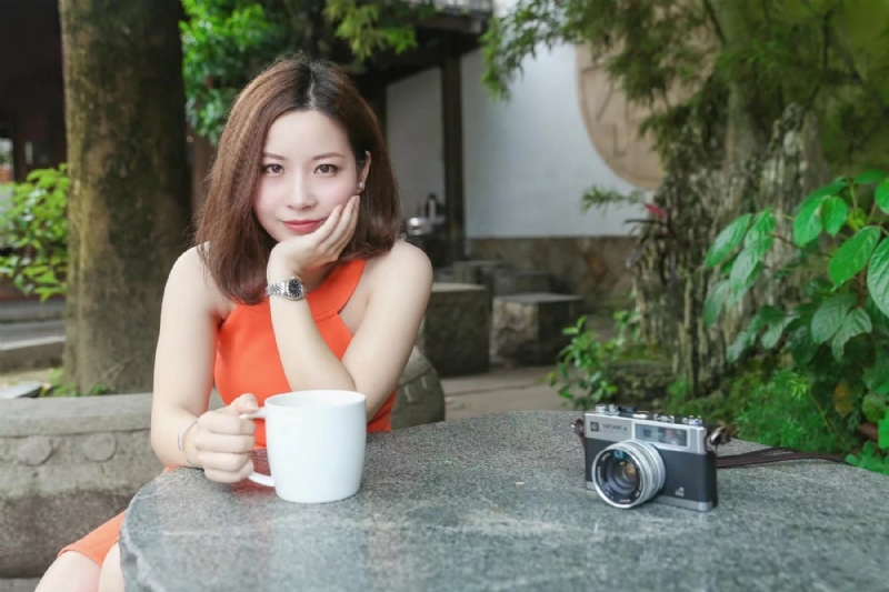 鸢莺的第一张照片--福清相亲服务中心