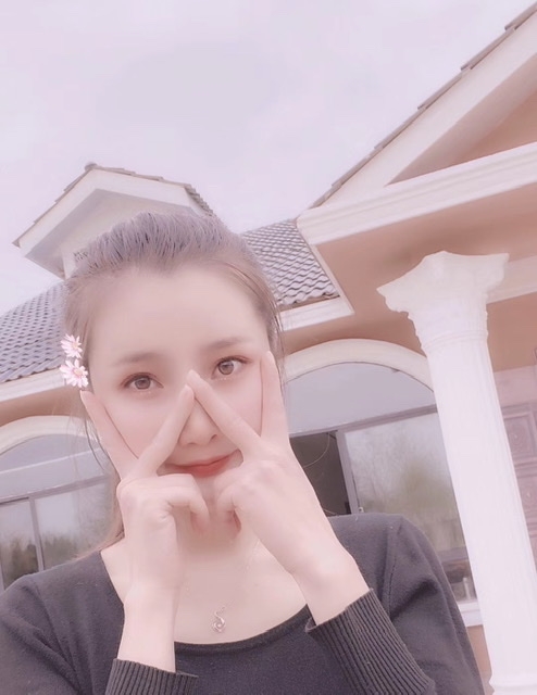 小媛的第一张照片--福清相亲服务中心