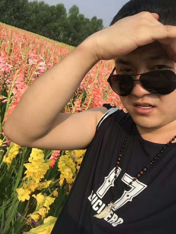 QH-蓝细胞的第一张照片--福清相亲服务中心