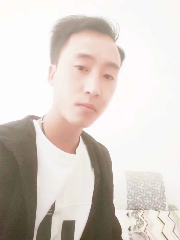 萧艺的第一张照片--福清相亲服务中心