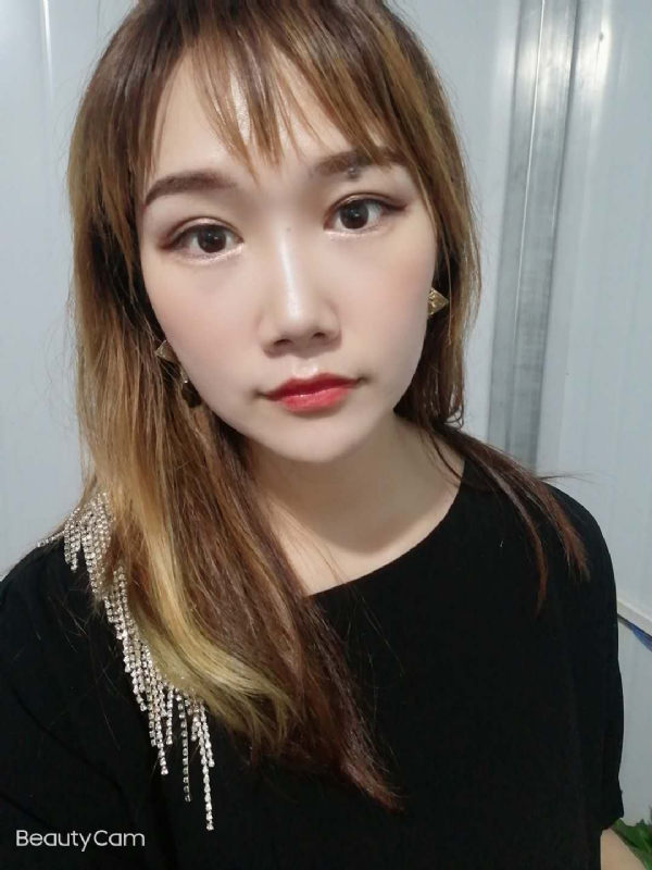 艾薇的第四张照片--福清相亲服务中心