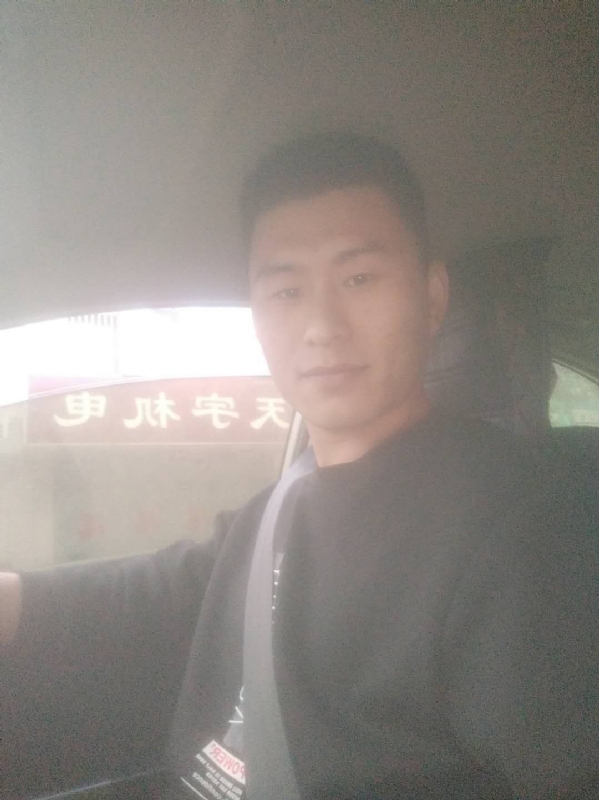 老鼠爱上猫的第一张照片--福清相亲服务中心