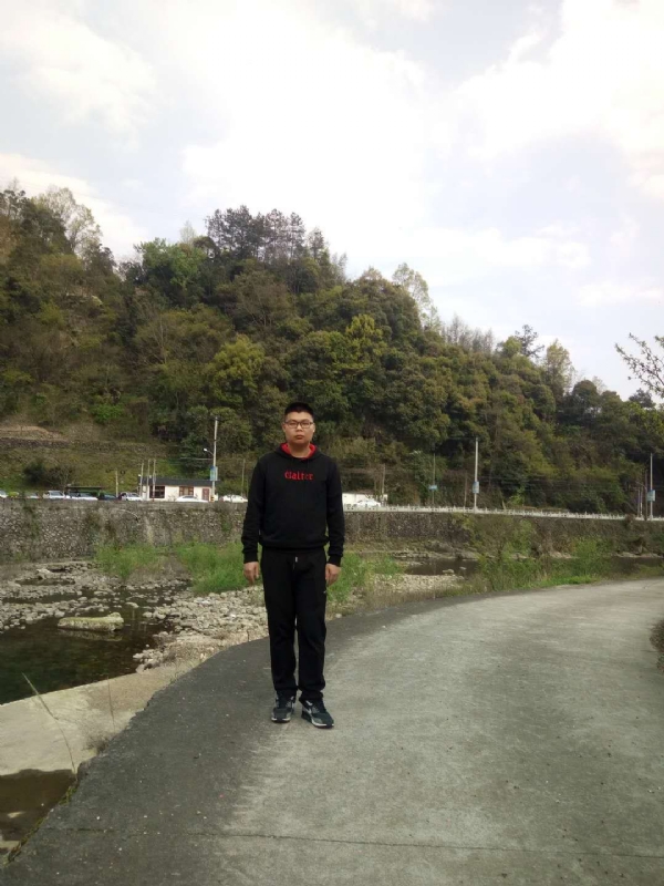 等着上钩的鱼的第一张照片--福清相亲服务中心