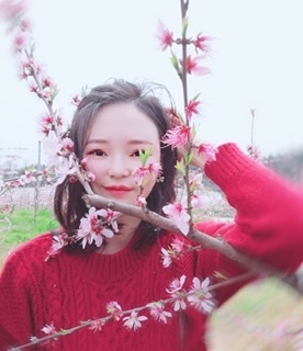 小桌子的第二张照片--福清相亲服务中心