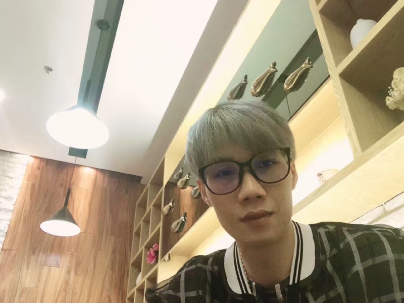 黄峰的第一张照片--福清相亲服务中心