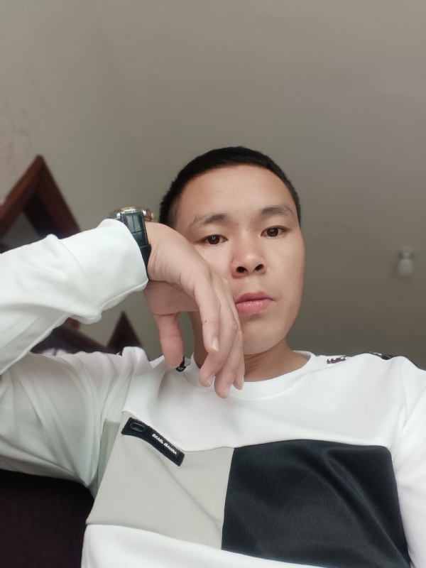 冷漠的第一张照片--福清相亲服务中心