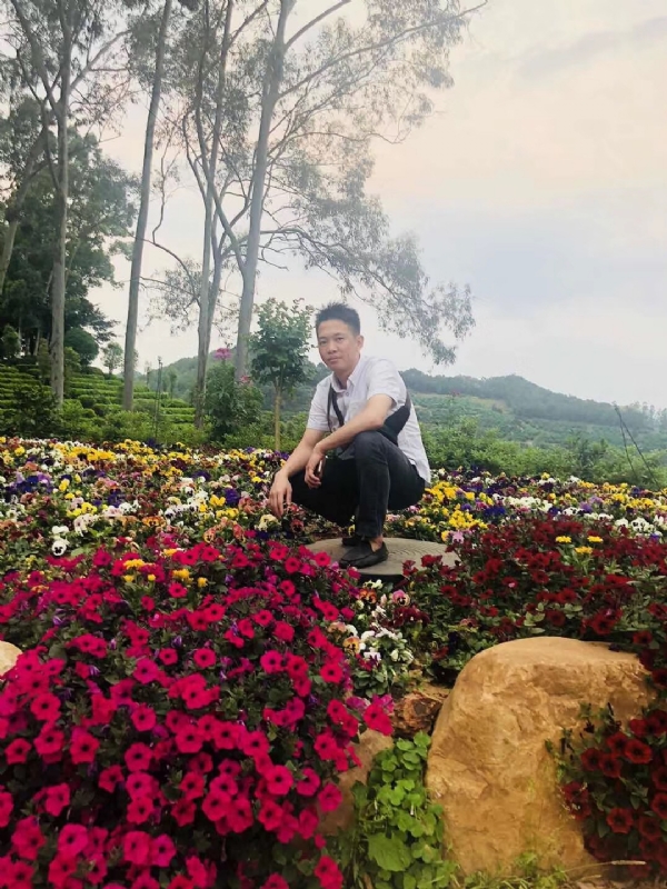 小郑的第一张照片--福清相亲服务中心