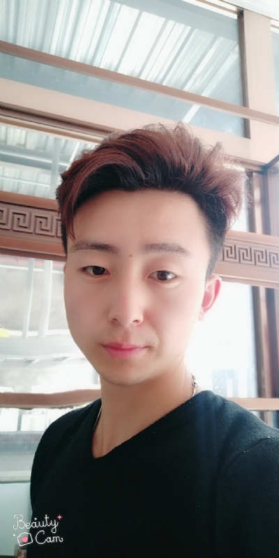 拼命微笑的第二张照片--福清相亲服务中心