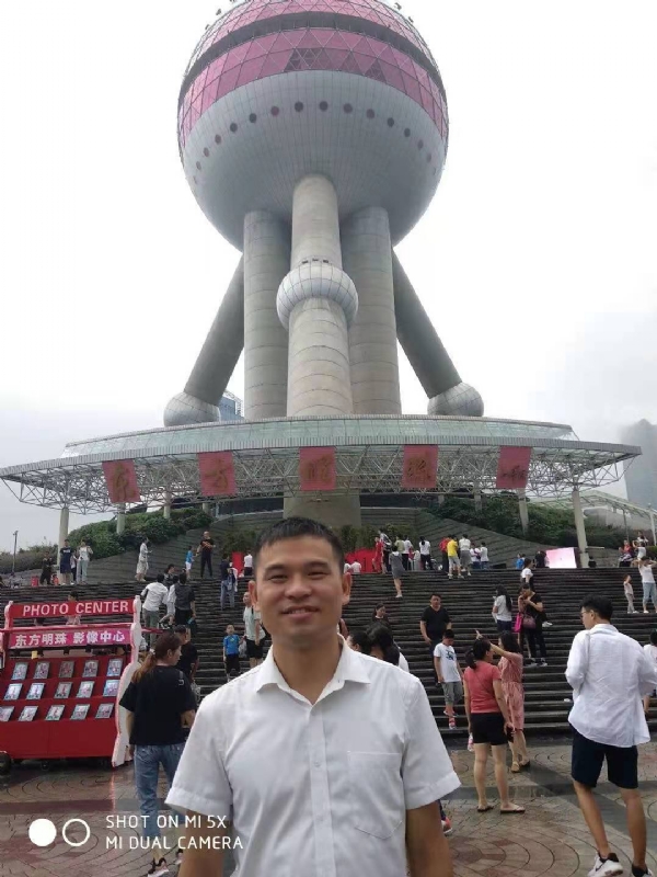 小猫吃老鼠的第一张照片--福清相亲服务中心