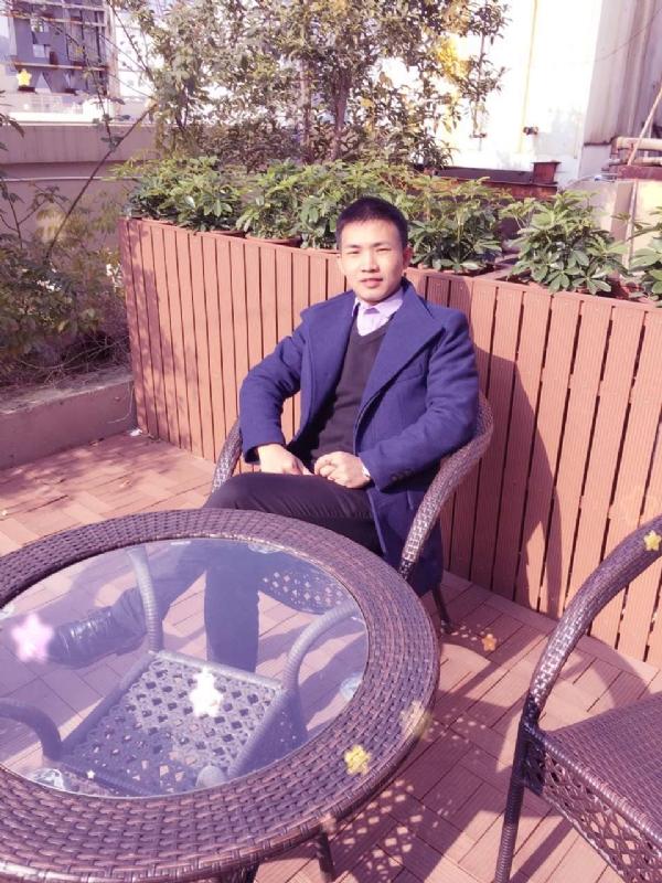 周哥哥的第一张照片--福清相亲服务中心