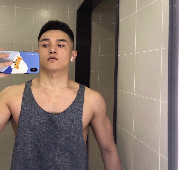 李文亮的第一张照片--福清相亲服务中心