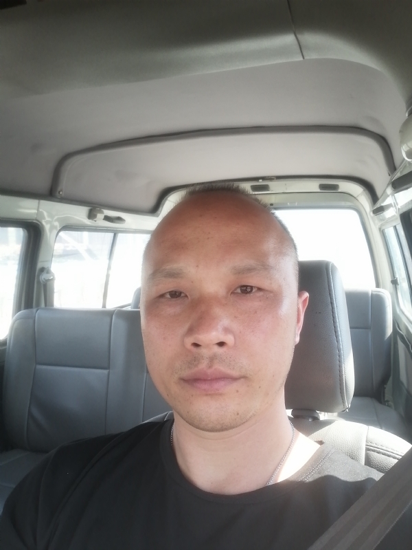 新旺丁的第一张照片--福清相亲服务中心