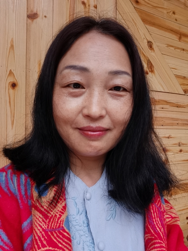 天山雪莲的第一张照片--福清相亲服务中心