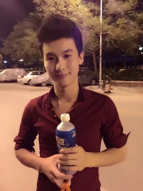 皮特王的第三张照片--福清相亲服务中心