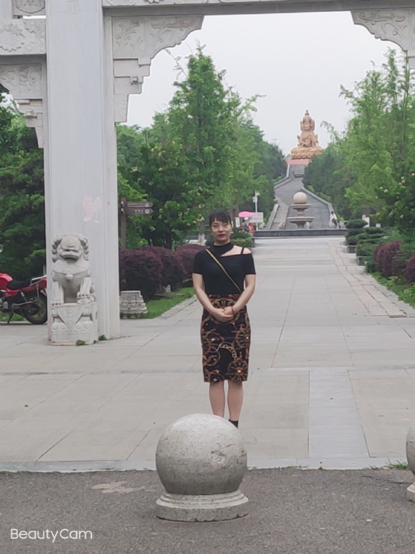 魏沐阳子的第三张照片--福清相亲服务中心