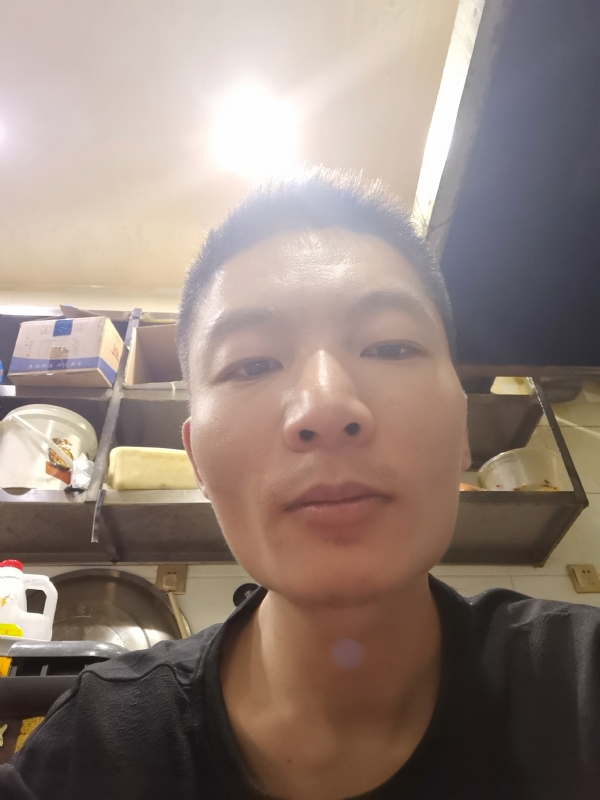 邹先生的第二张照片--福清相亲服务中心