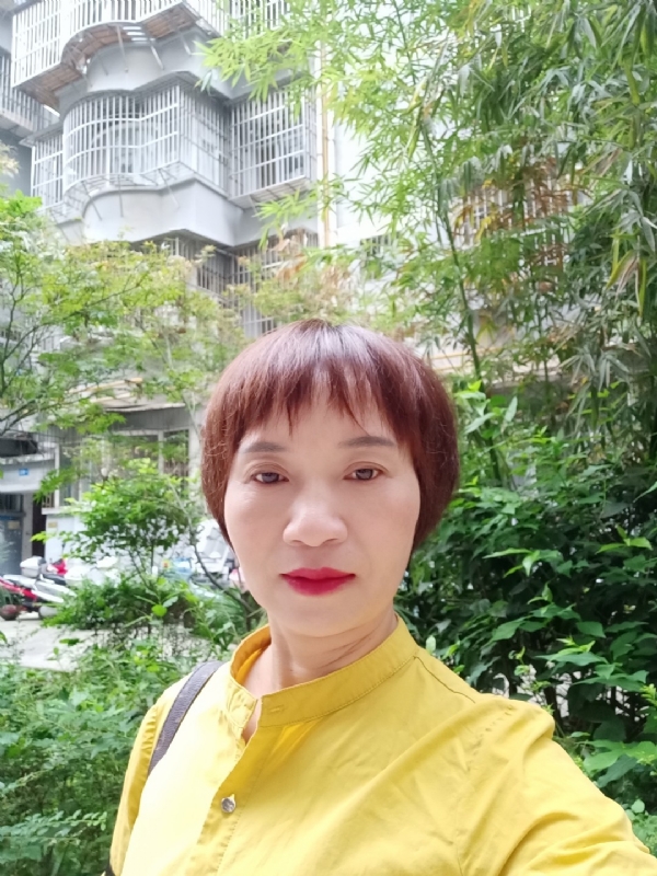 小瓶子的第二张照片--福清相亲服务中心