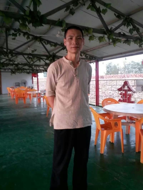 周哥的第三张照片--福清相亲服务中心