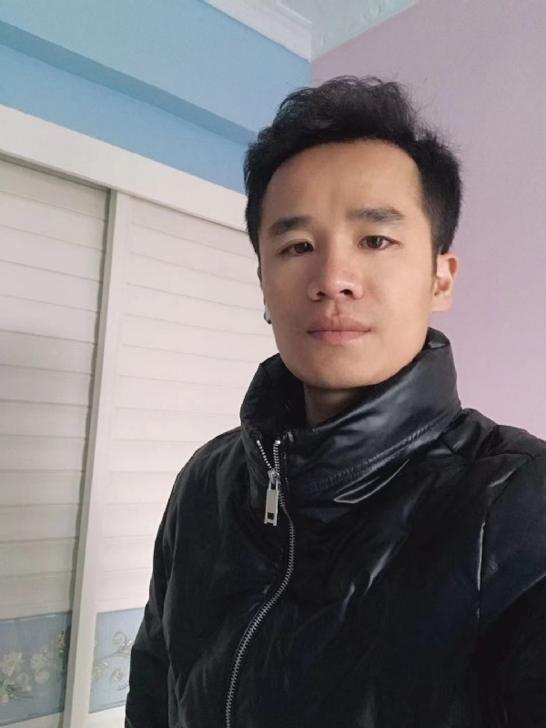 小杨哥的第二张照片--福清相亲服务中心