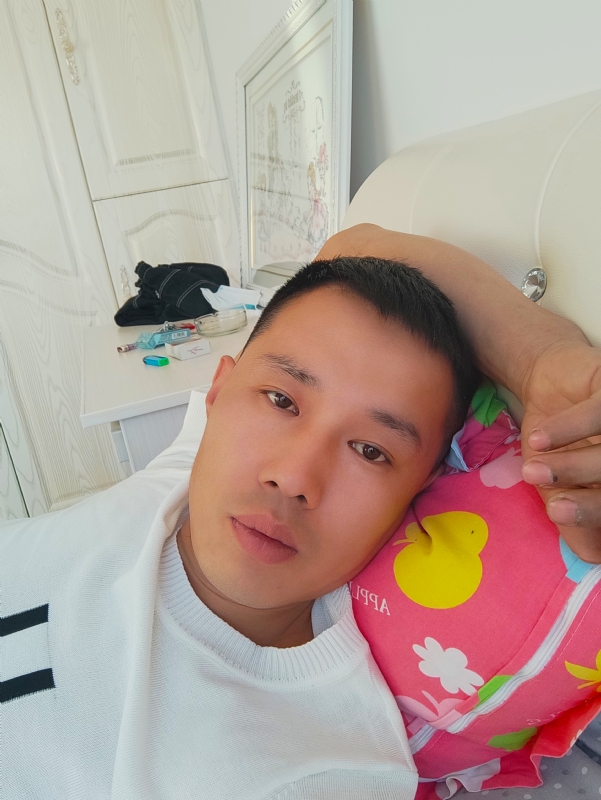 一个人的第一张照片--福清相亲服务中心