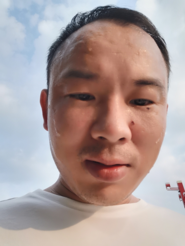 唐老鸭的第一张照片--福清相亲服务中心