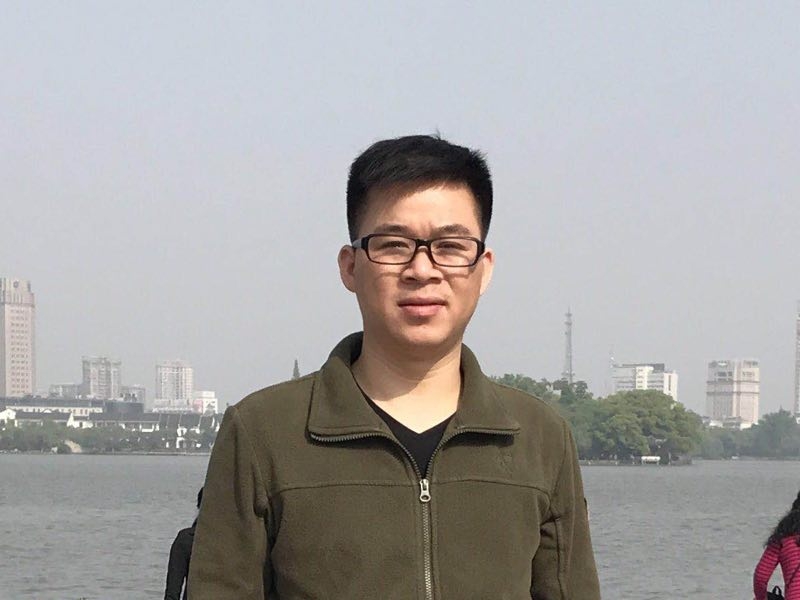 孔雀鱼的第一张照片--福清相亲服务中心