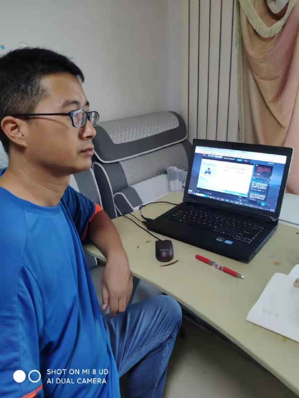 高锰酸钾的紫的第一张照片--福清相亲服务中心