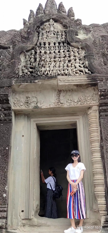 桃花与酒的第二张照片--福清相亲服务中心