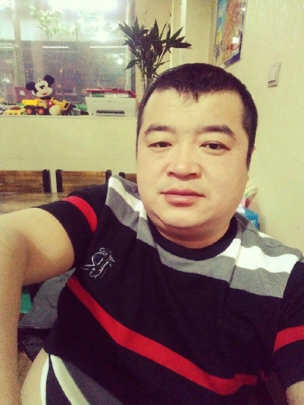 老实人的第一张照片--福清相亲服务中心