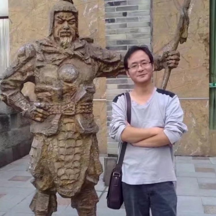 孤狼的第三张照片--福清相亲服务中心