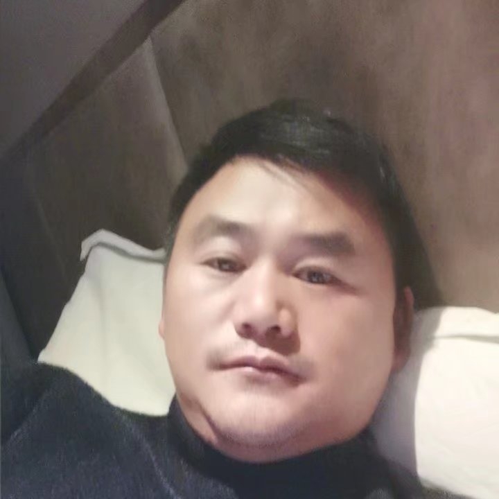 奔跑的第二张照片--福清相亲服务中心