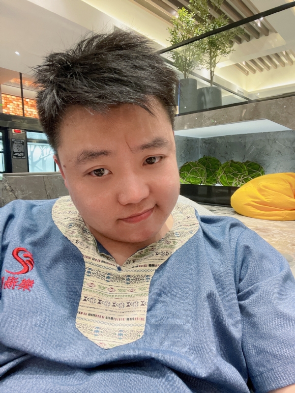 小恶魔的第二张照片--福清相亲服务中心