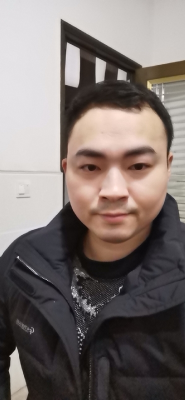 老实人的第一张照片--福清相亲服务中心